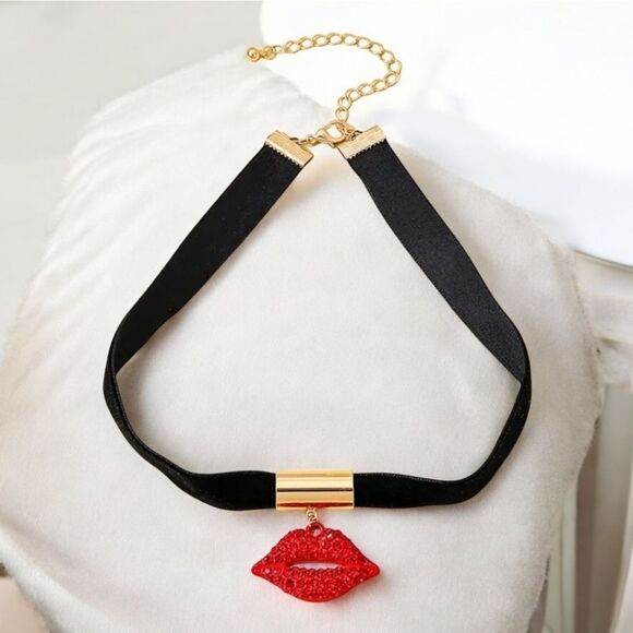 Boutique Jewelry - Hot Lips Red Rhinestone Black Velvet Choker Necklace Valentine's Baddie Jewelry